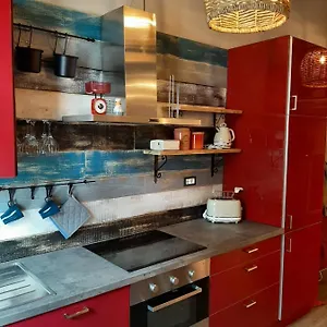 https://la-cabina.hotelitalianriviera.com