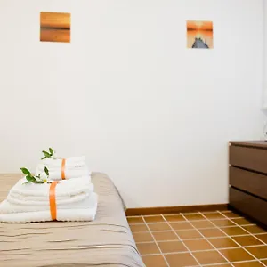 https://casa-vela-bianca-mondello-addaura.palermohotels.org
